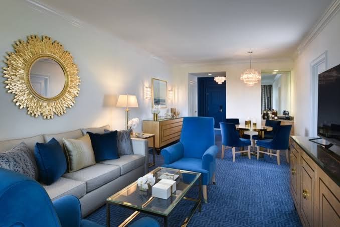 Hotel room photo 3