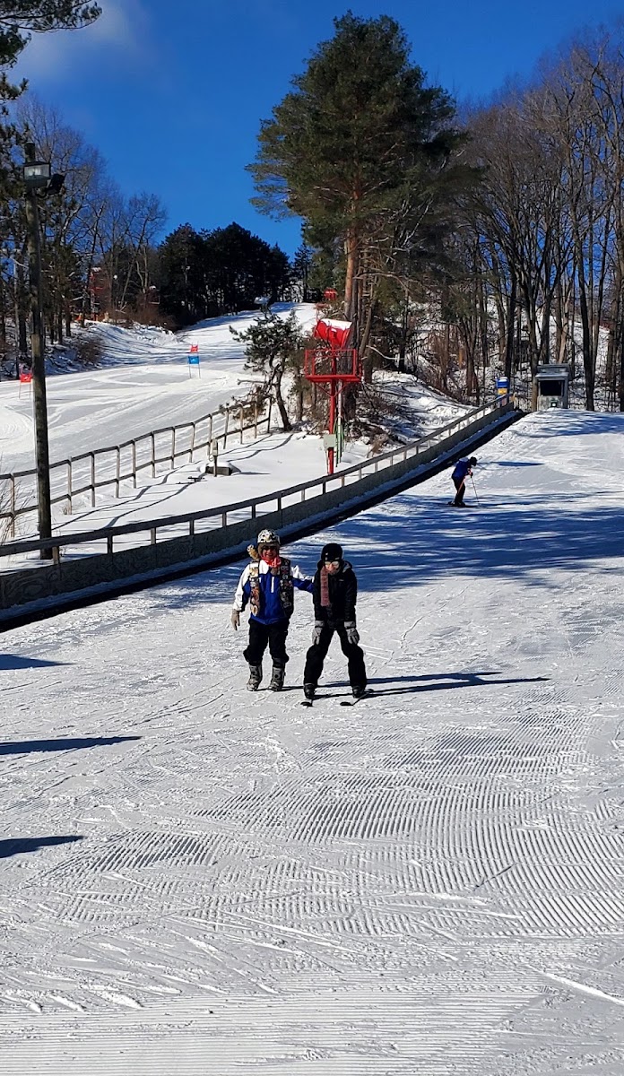 Alpine Valley Photo 4