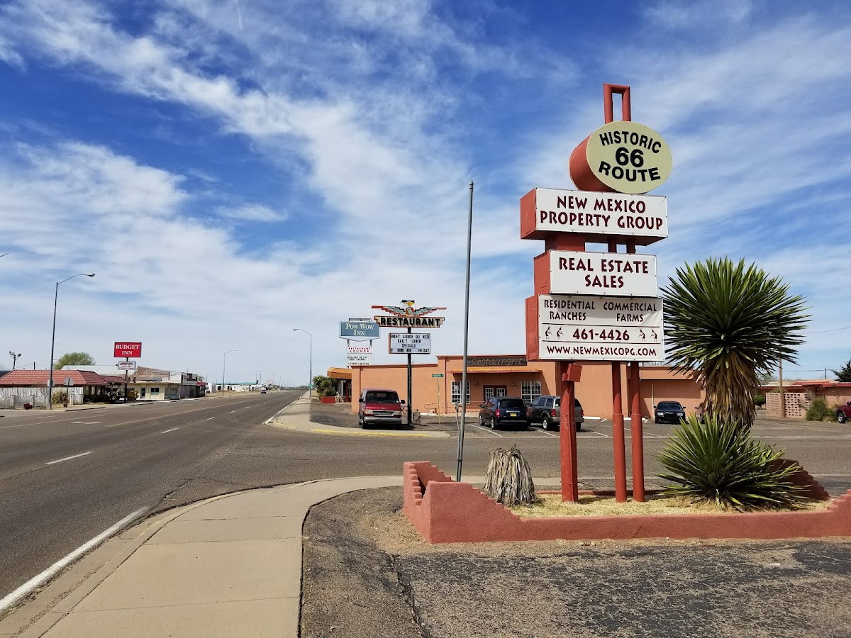 Pow Wow Inn Photo 1