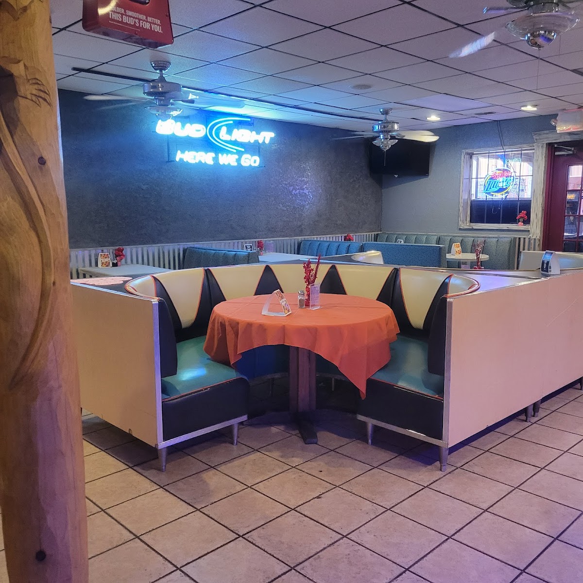 Pow Wow Inn Photo 3