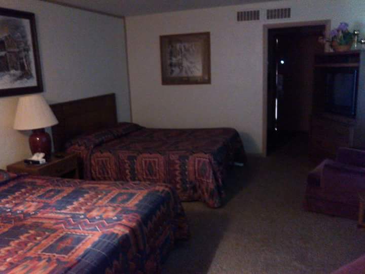Hotel room photo 1