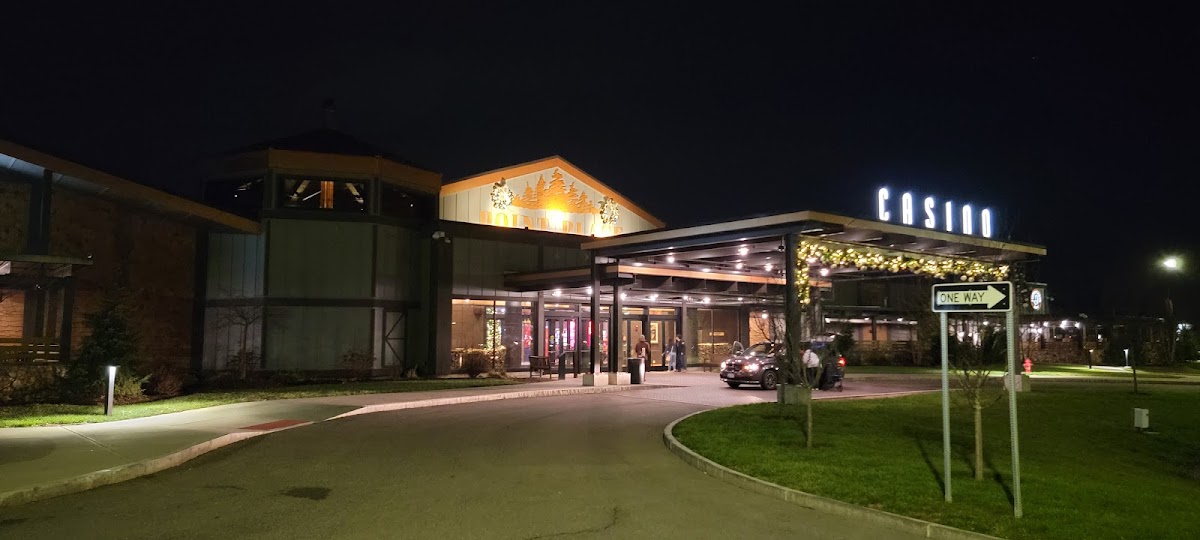 Point Place Casino Hotel