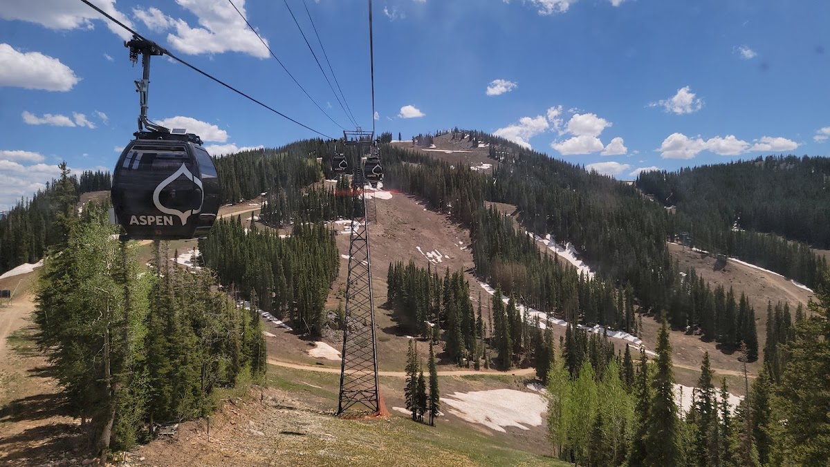 Aspen Mountain Ski Resort Photo 5