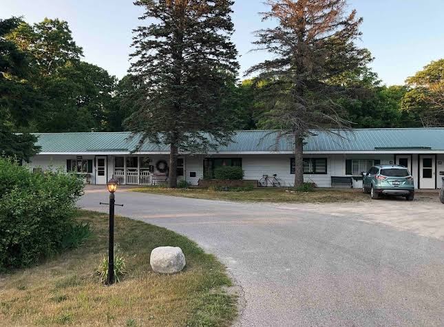The Foothills Cafe & Motel