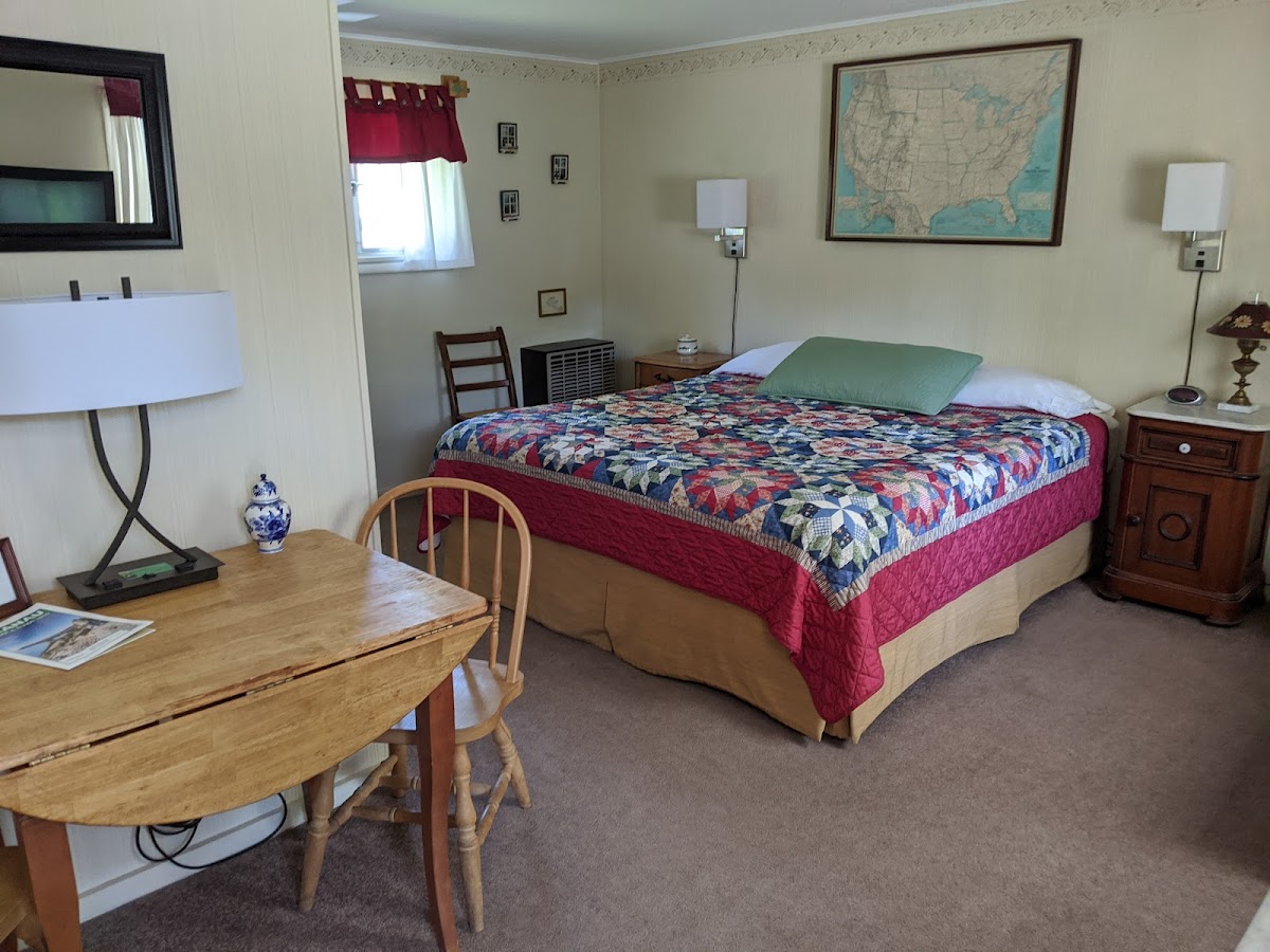 The Foothills Cafe & Motel Photo 2