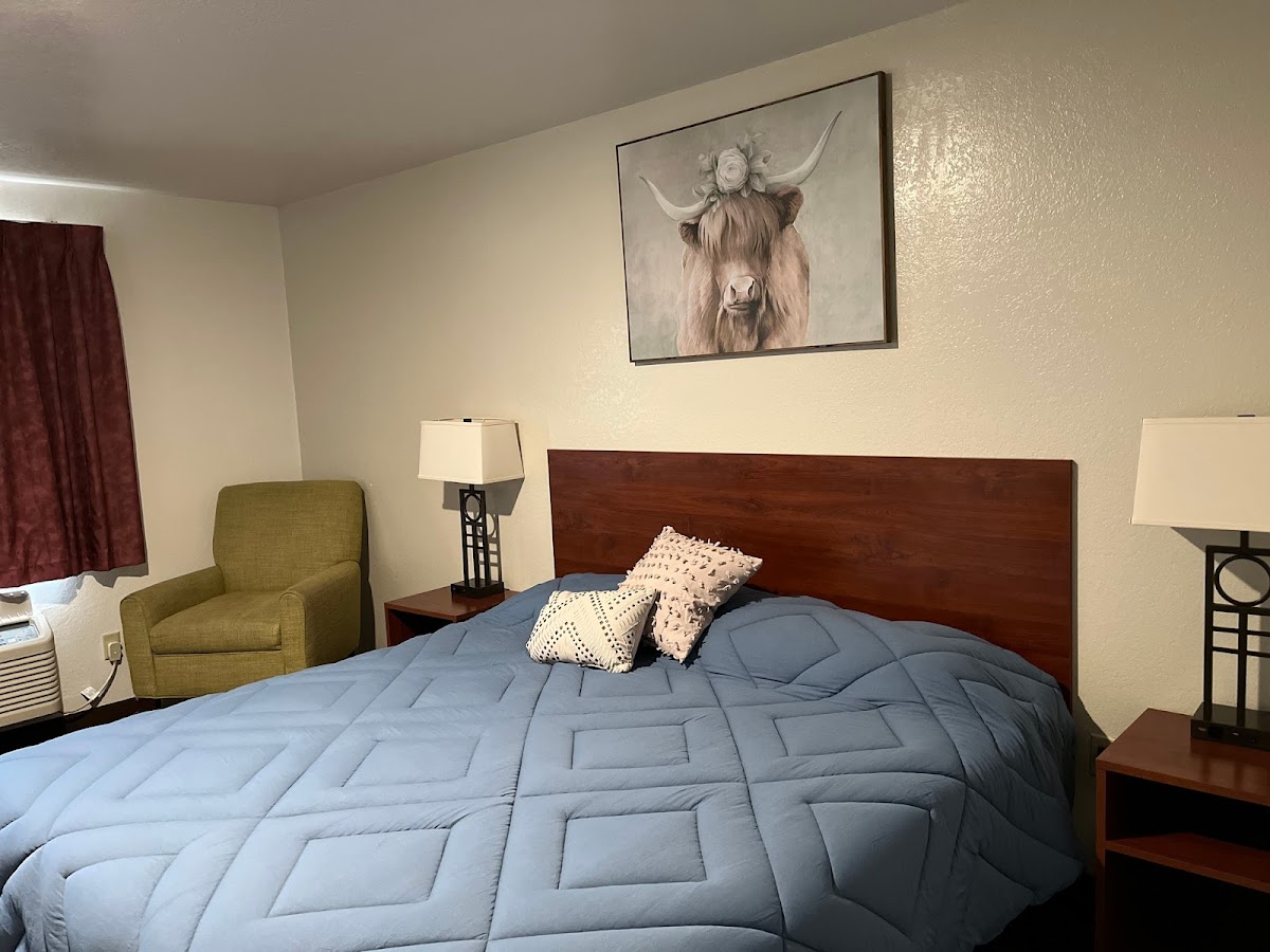 Old Country Inn Photo 3