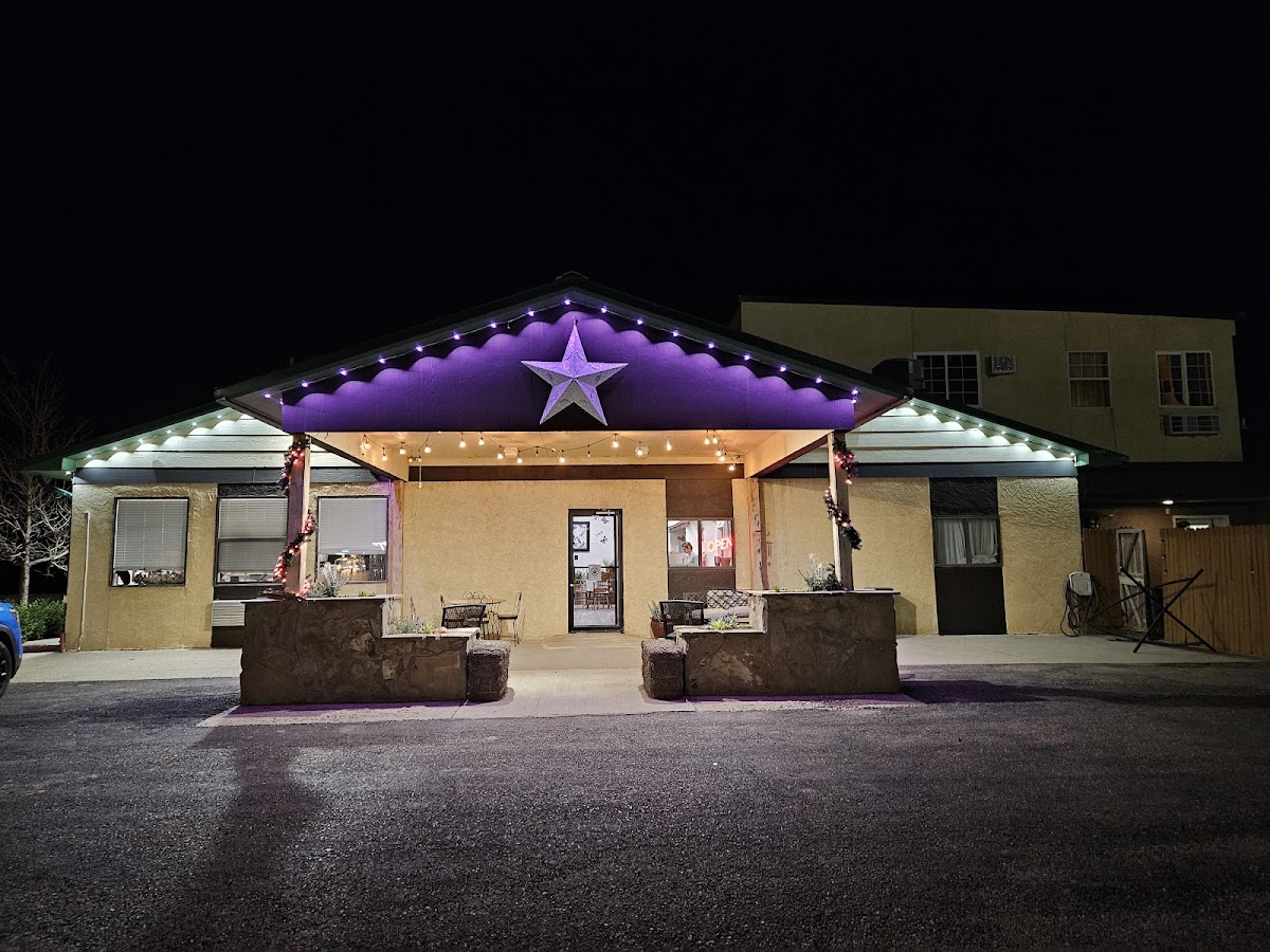 Old Country Inn Photo 6