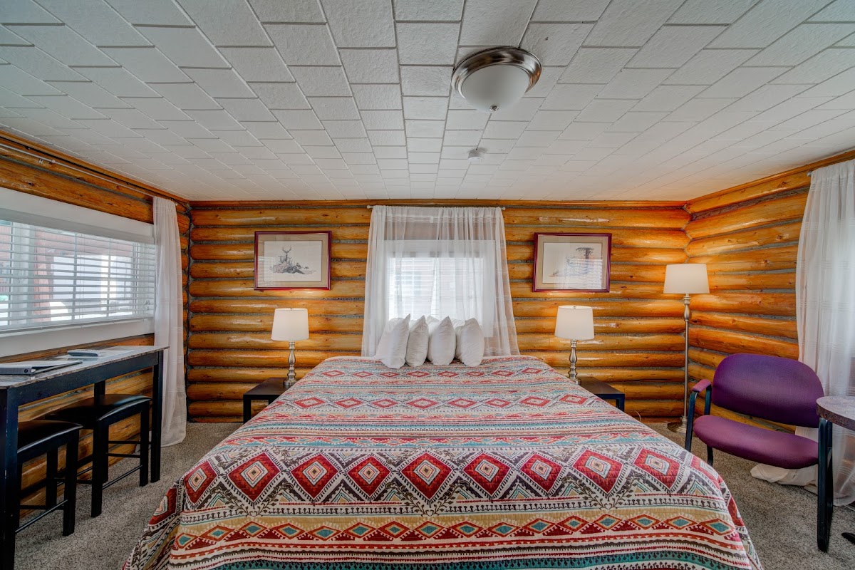 Hotel room photo 1