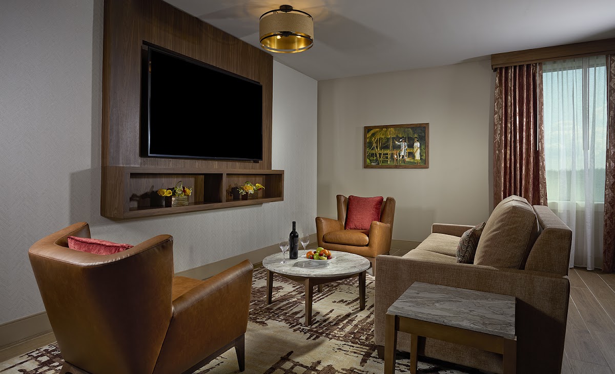 Hotel room photo 3