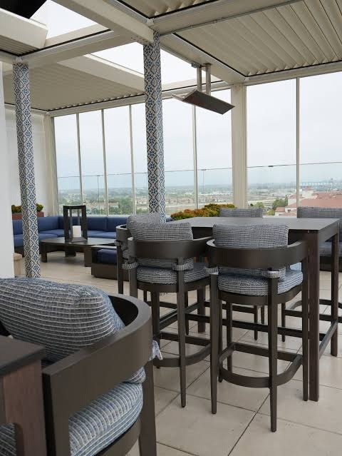 The Waterfront Beach Resort, a Hilton Hotel Photo 4