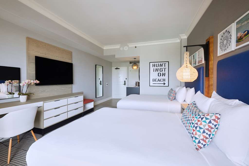 Hotel room photo 1