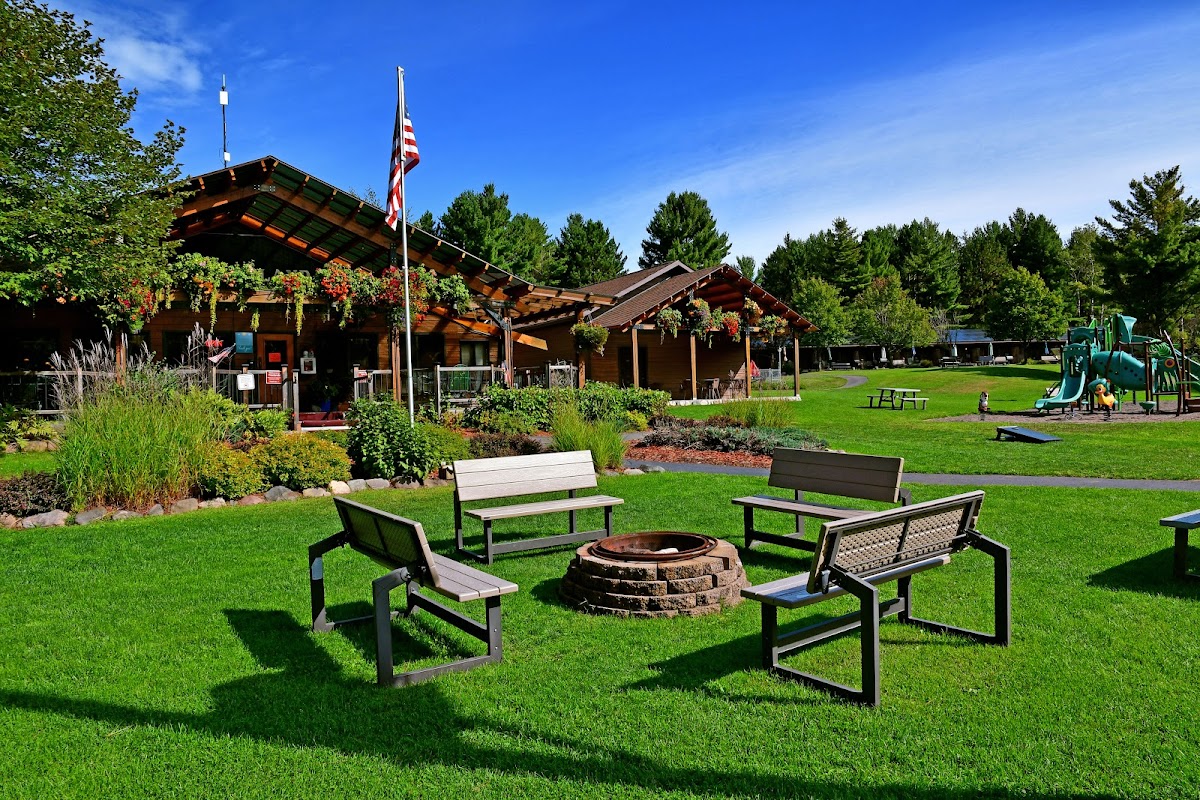 Treeland Resorts & Restaurant