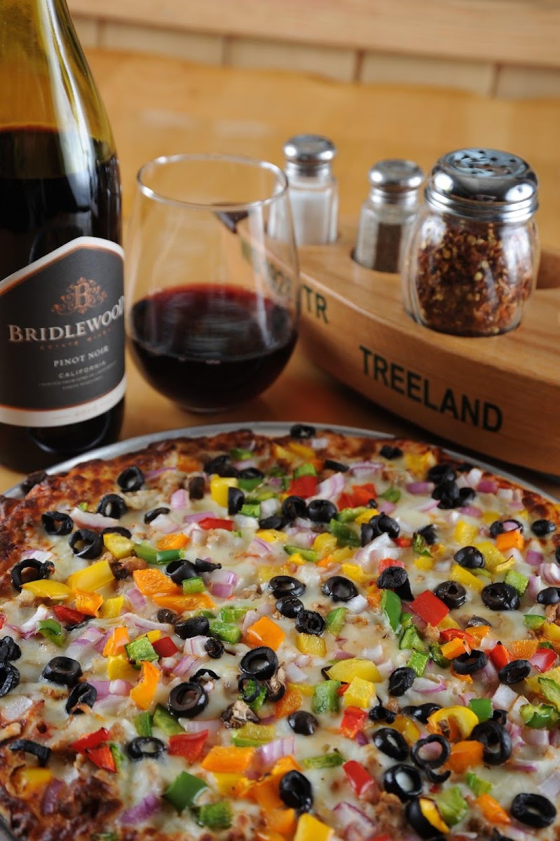 Treeland Resorts & Restaurant Photo 4