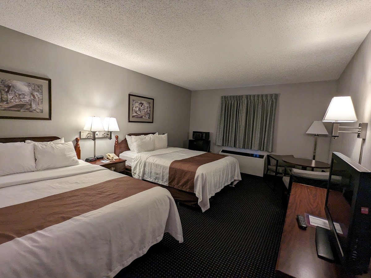 Quality Inn Midway Photo 4