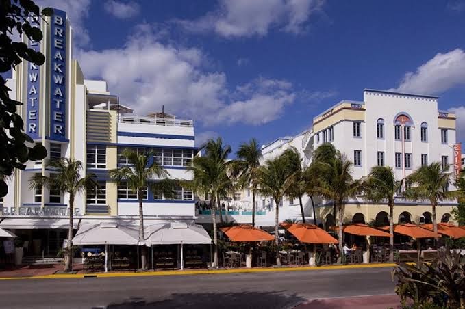 Hotel Breakwater South Beach Photo 1