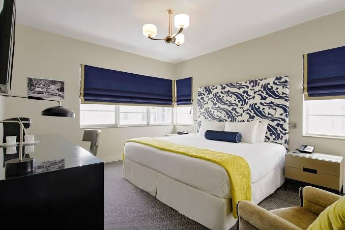 Hotel room photo 1
