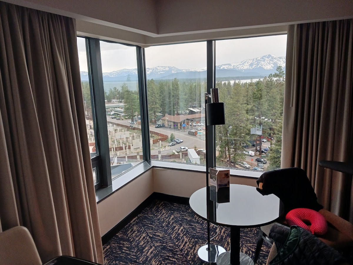 Hotel room photo 8