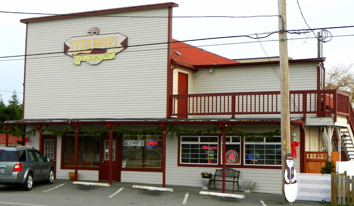 Tyee Restaurant and Hotel
