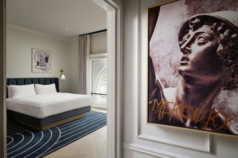 Hotel room photo 1