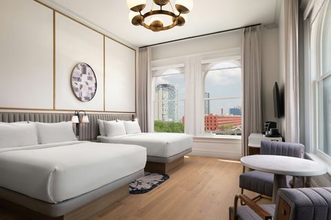 Hotel room photo 10