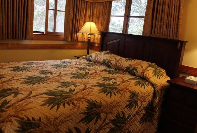 Hotel room photo 4