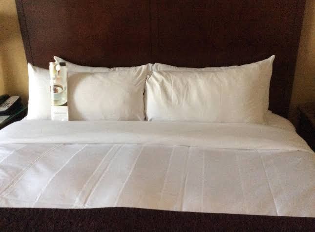 Hotel room photo 9