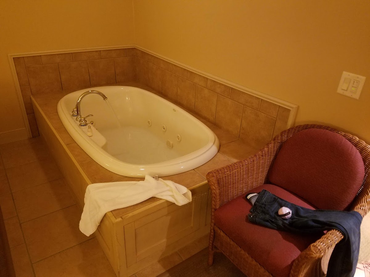 Hotel room photo 3