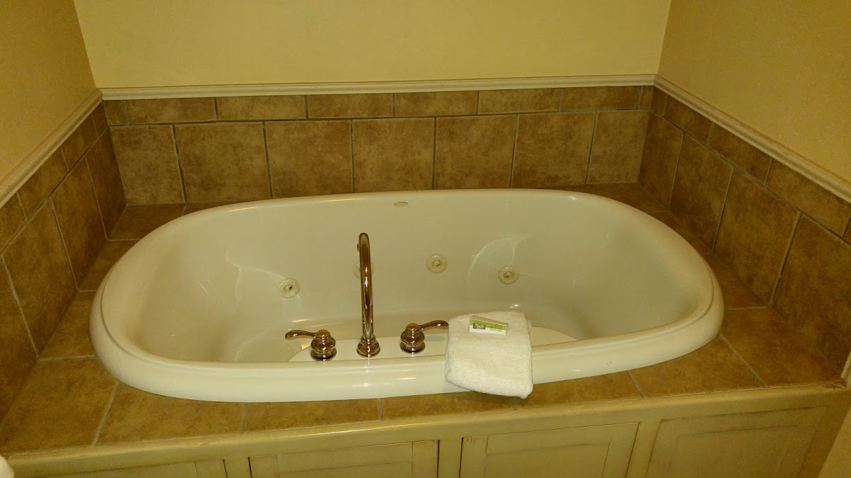 Hotel room photo 7