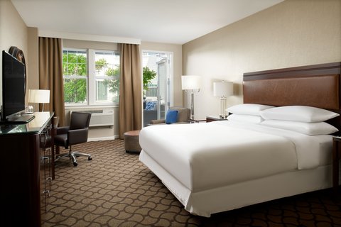 Hotel room photo 1