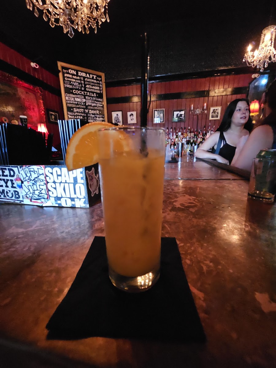 Royal Street Inn & R Bar Photo 2