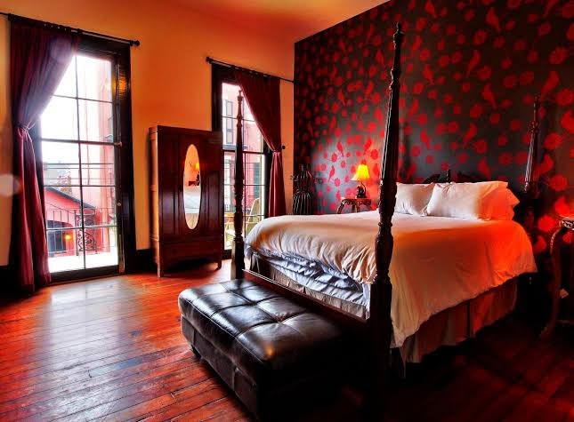 Hotel room photo 1