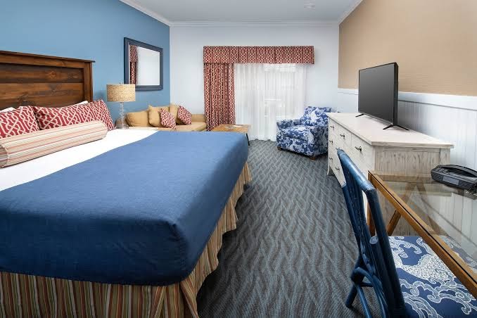Hotel room photo 10