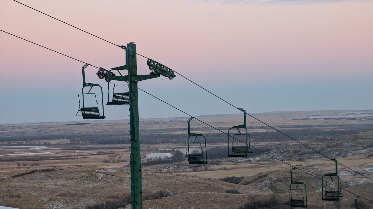 Huff Hills Ski Area Photo 4