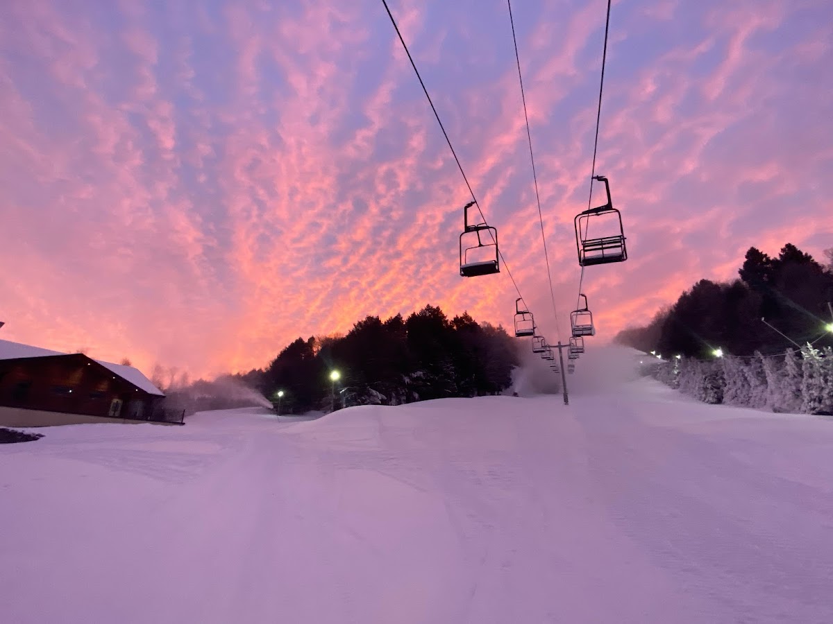 Woods Valley Ski Area Photo 4