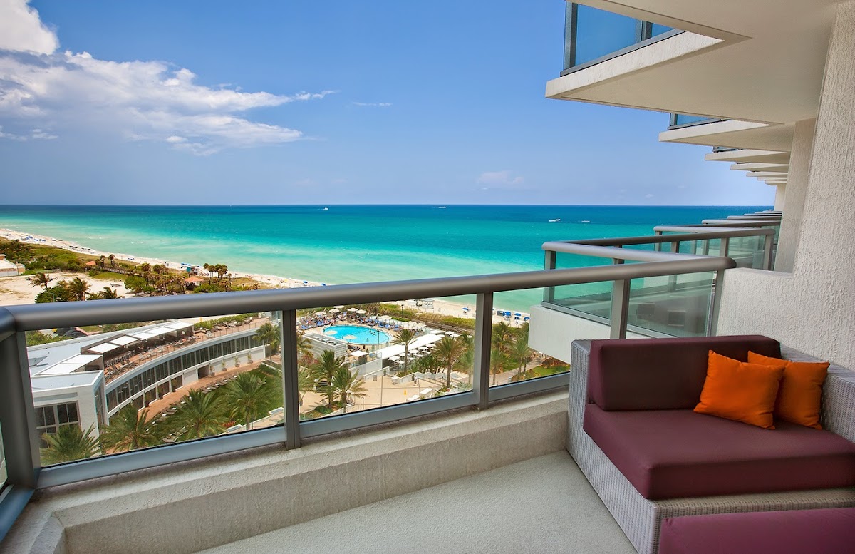 Eden Roc Miami Beach Photo 2