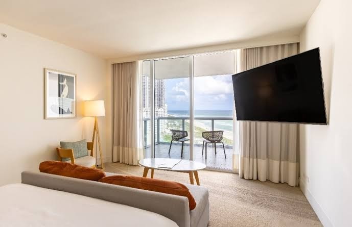 Eden Roc Miami Beach Photo 5