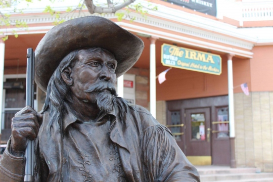 Buffalo Bill's Irma Hotel & Restaurant Photo 6