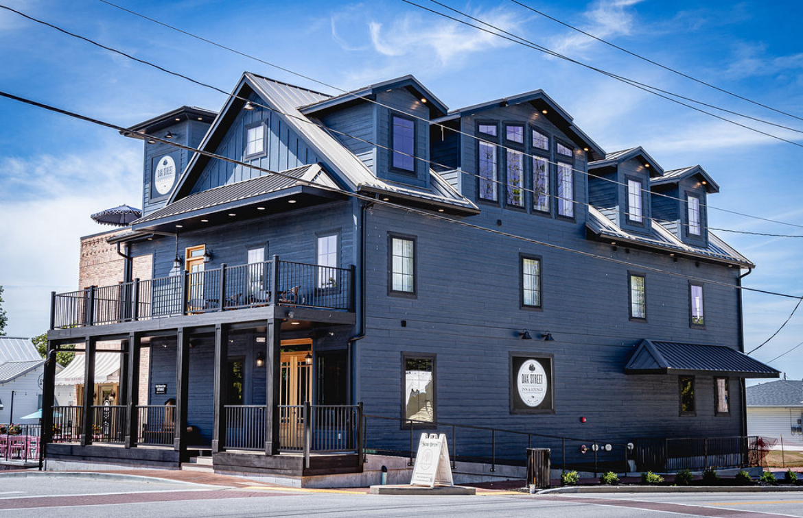 Oak Street Inn & Lounge Photo 3