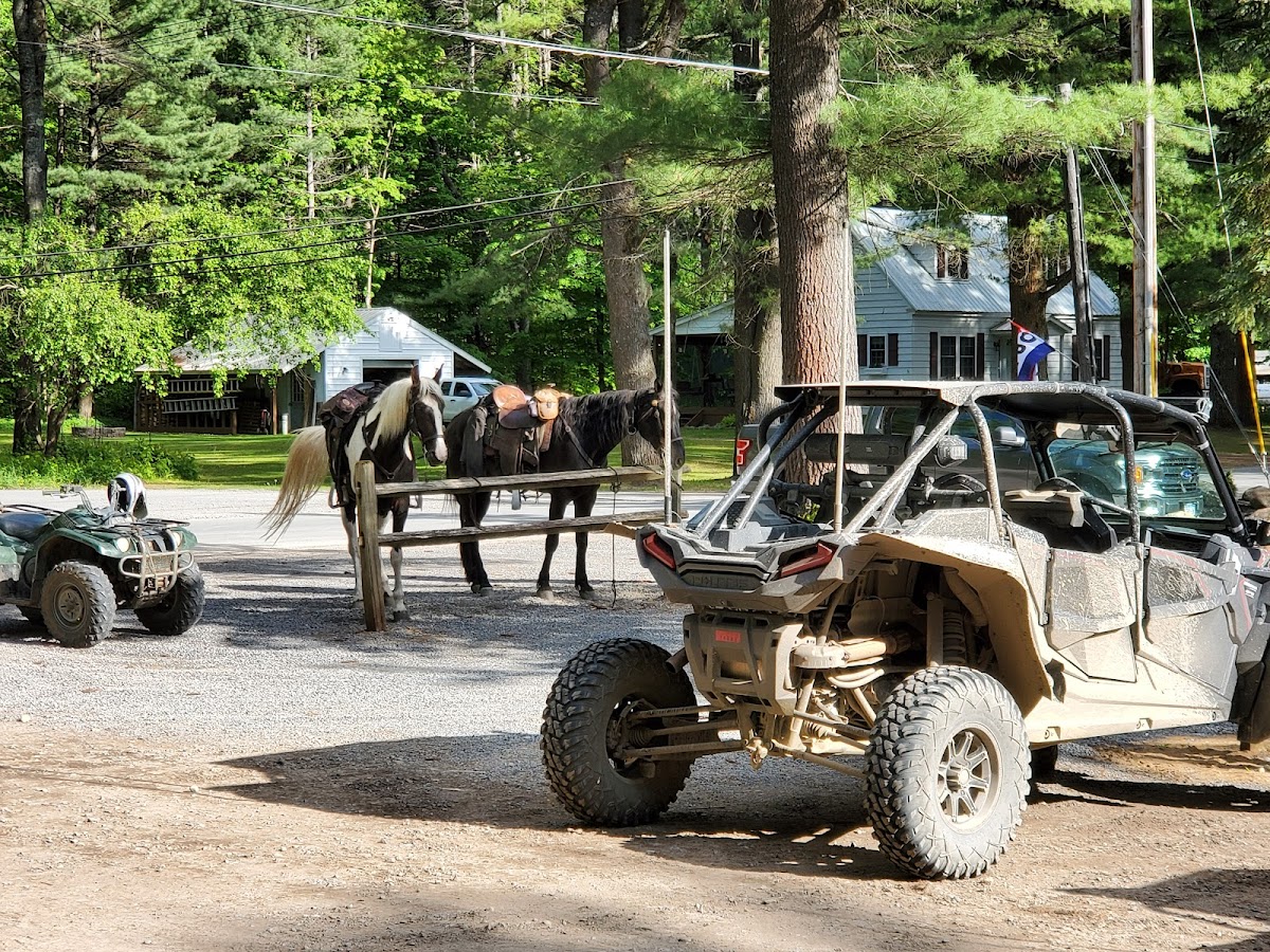 Coach Light Inn Photo 3