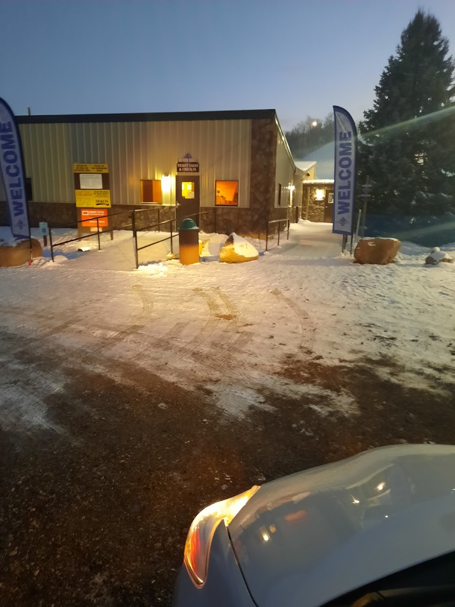 Seven Oaks Recreation Photo 5