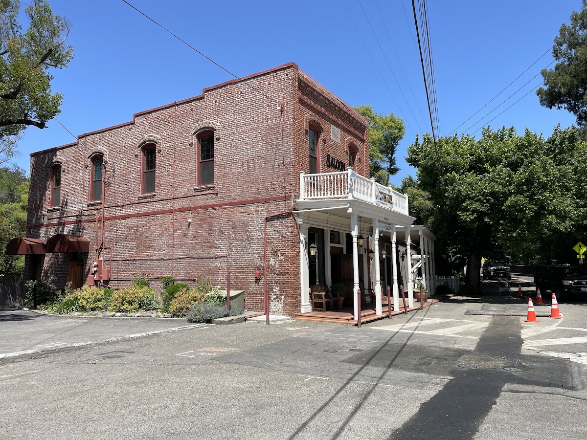 The Jack London Lodge Photo 8