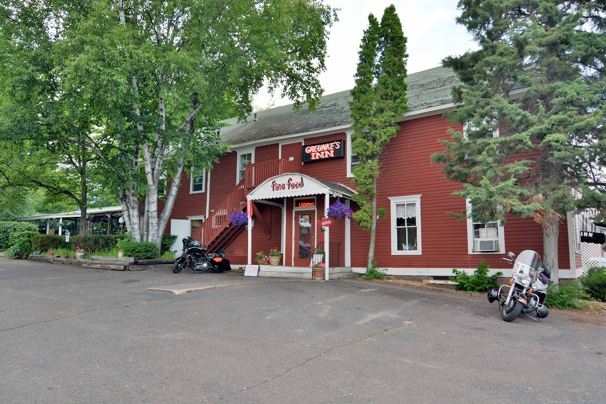 Greunke's First Street Inn & Dining