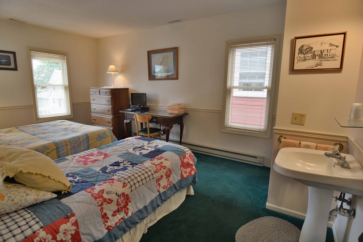 Hotel room photo 1